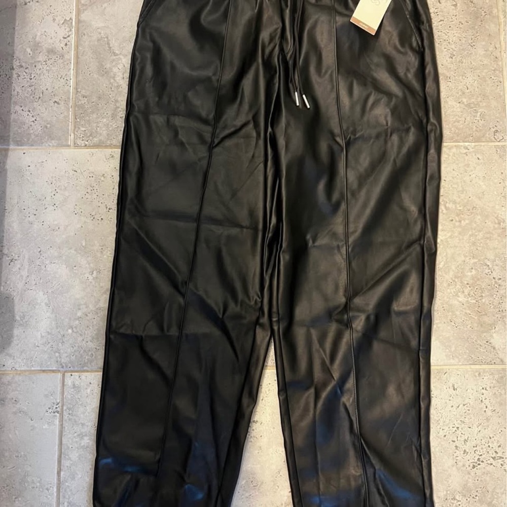 Nwt - Calia Black Leather Like Straight Leg Pintuck pants  - women size Med